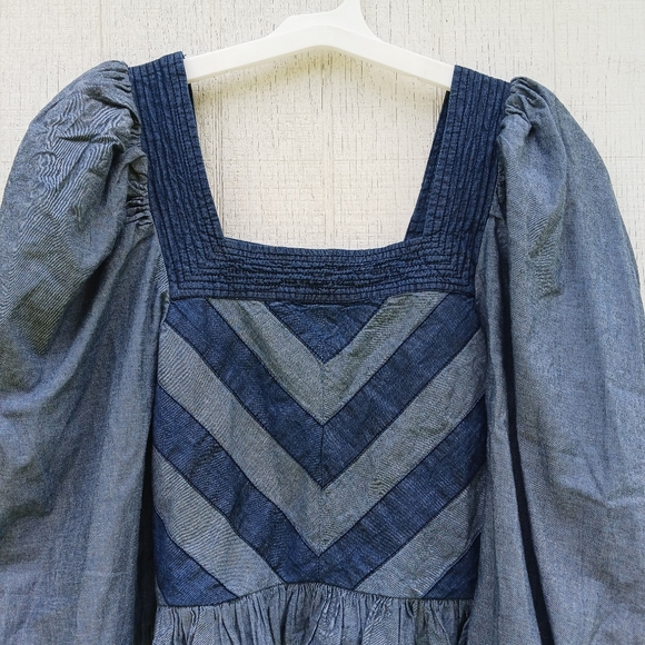 ANTHROPOLOGIE Love the Label Smocked Puff-Sleeve Denim Blouse Blue Top - SIZE M. - Picture 5 of 12